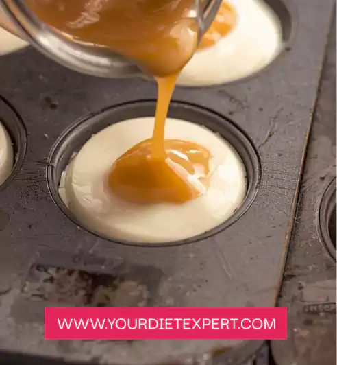 Keto Mini Cheesecakes with Raspberry Sauce