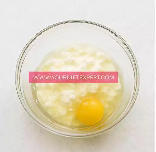 2-Minute High-Protein Almond Cottage Cheese Mug Cake 1