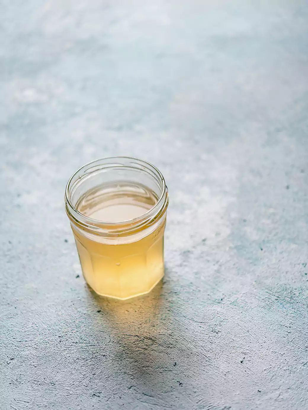 Apple Cider Vinegar Detox Water