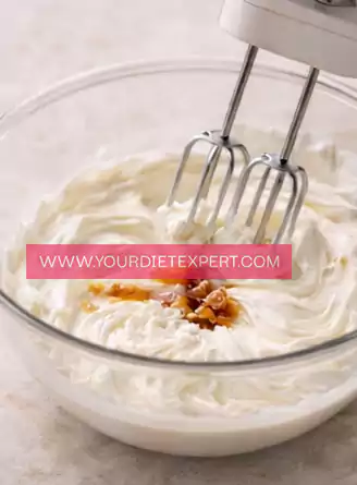 Keto Strawberry Crunch Cheesecake Chunks 1