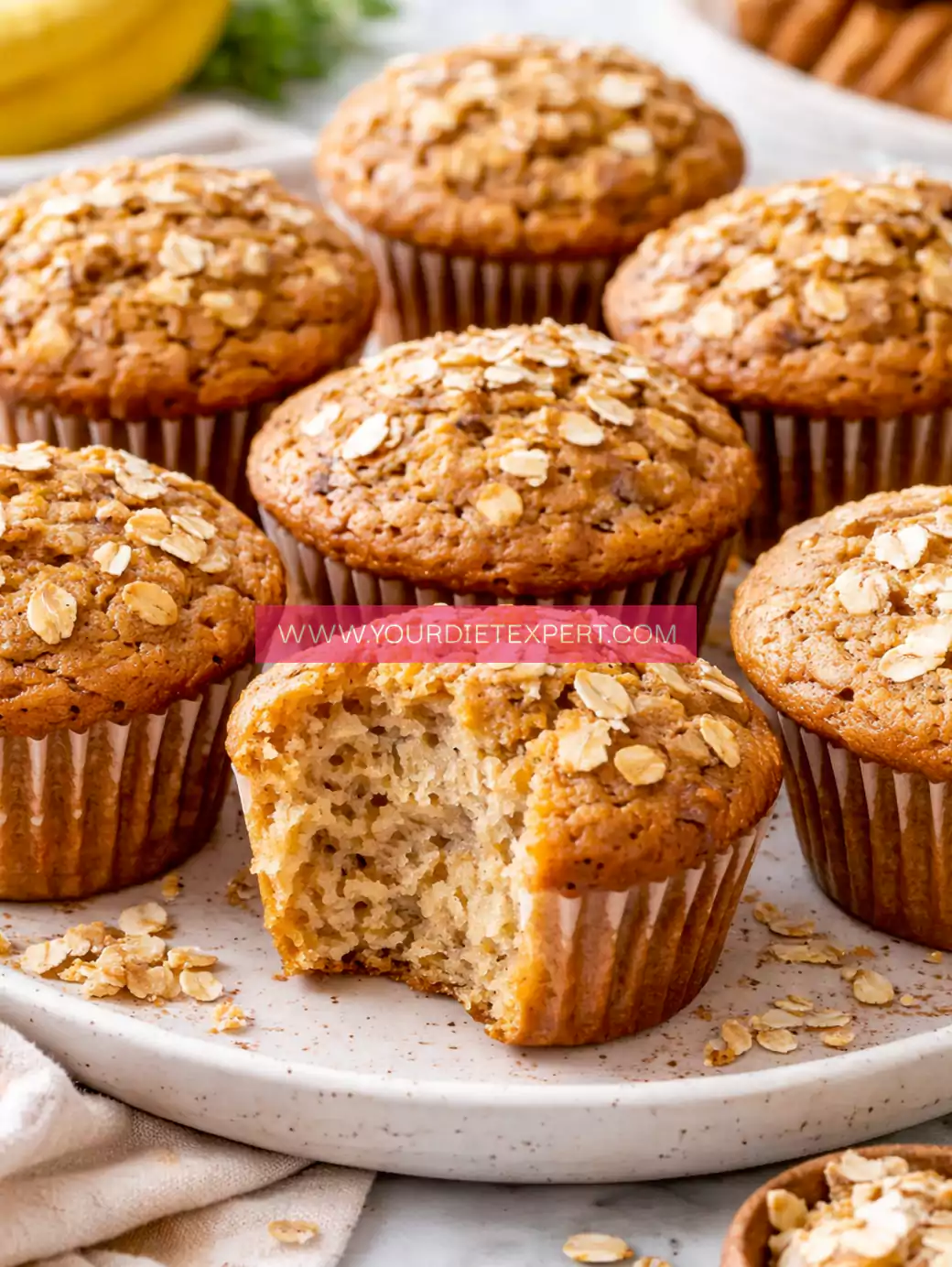 High-Protein Oatmeal Muffins (Healthy Easy Breakfast Meal Prep)
