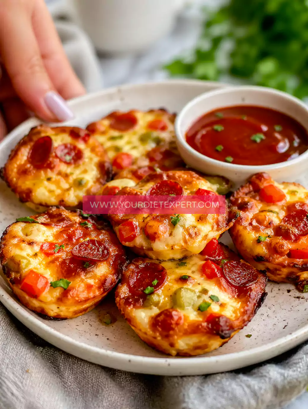 Keto Cottage Cheese Pizza Bites (Easy Low-Carb High-Protein Snack Recipe)
