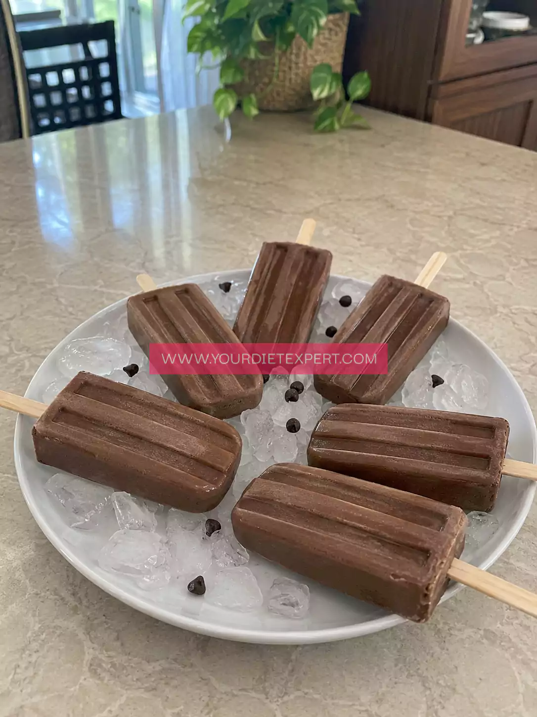 High-Protein Low-Carb Chocolate Popsicles